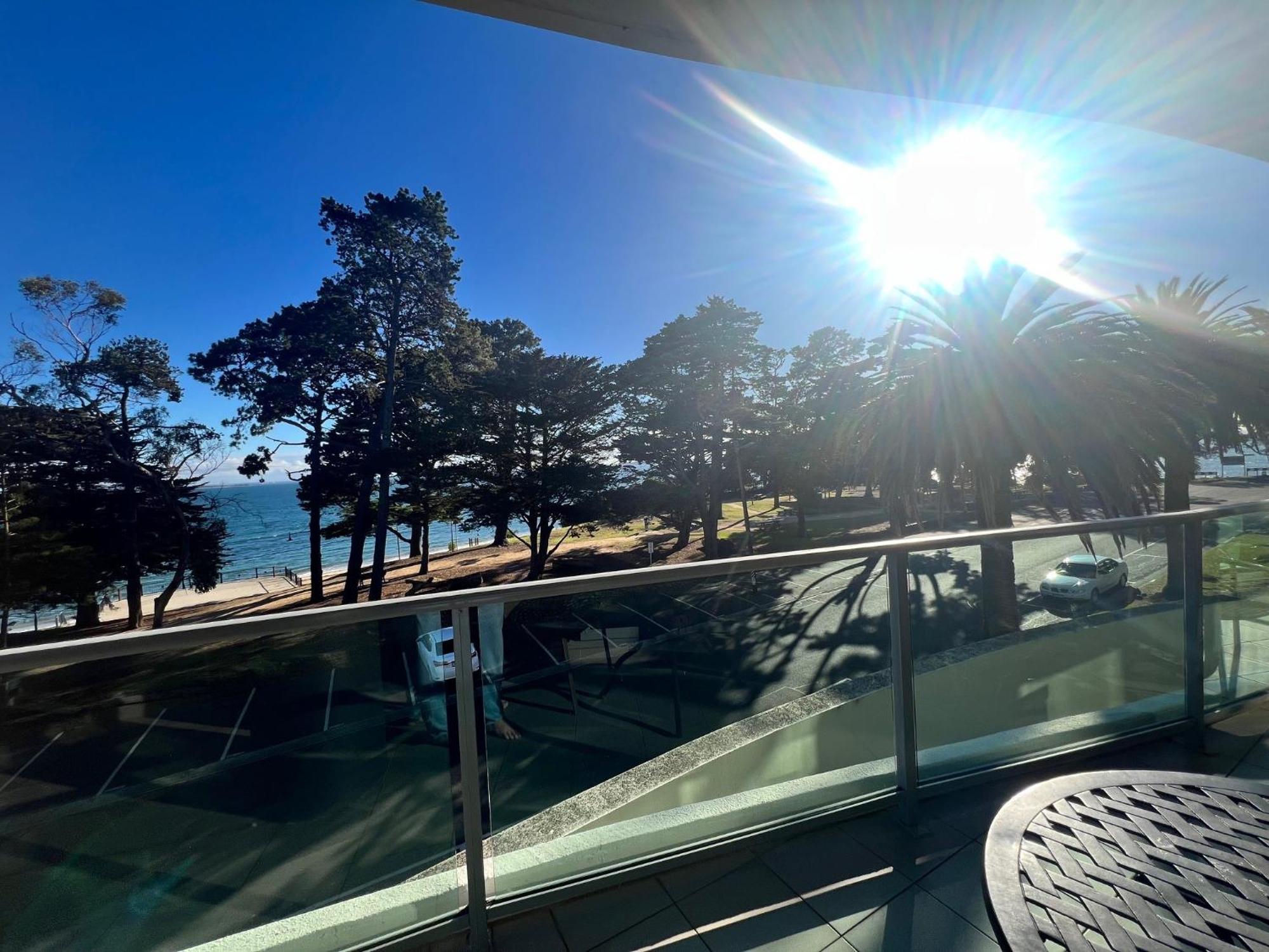 Phillip Island Holiday Apartments カウズ エクステリア 写真