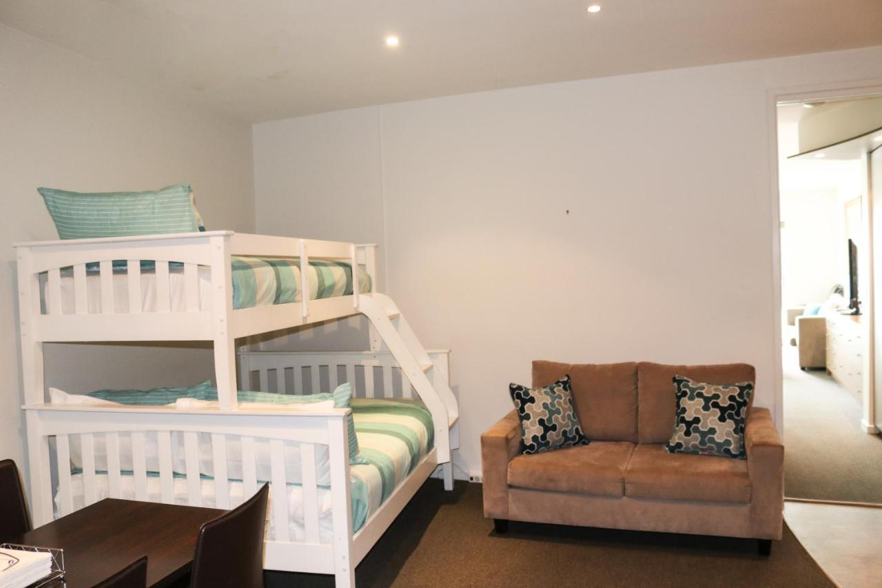 Phillip Island Holiday Apartments カウズ エクステリア 写真