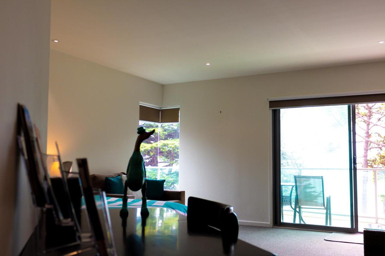 Phillip Island Holiday Apartments カウズ エクステリア 写真